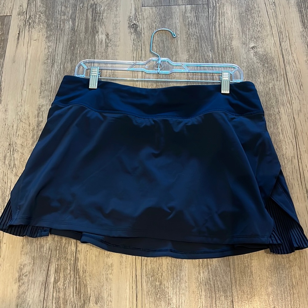 WORN ONCE EUC Lululemon play off the pleats tennis skirt.